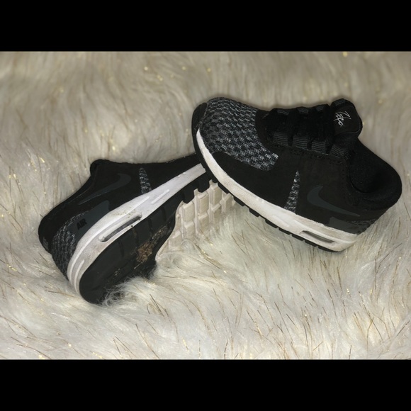 NIKE ZERO - Picture 3 of 3